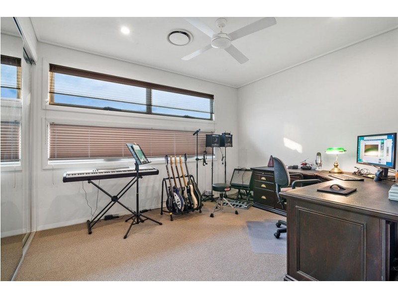 9 Cawmore Road, Hawthorne QLD 4171