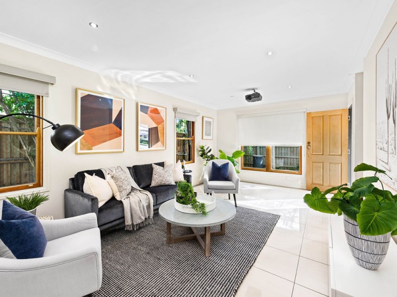 18 Ingleston Street, Wynnum West QLD 4178