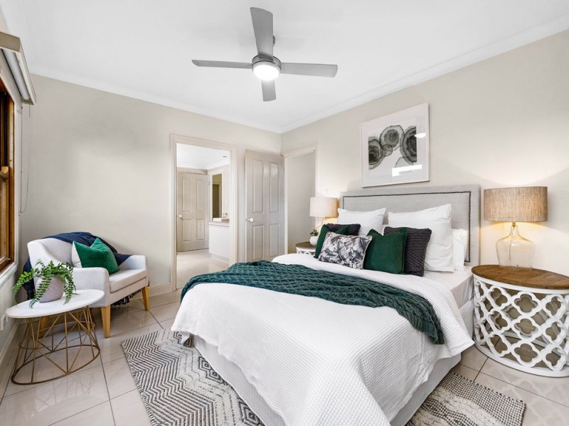 18 Ingleston Street, Wynnum West QLD 4178