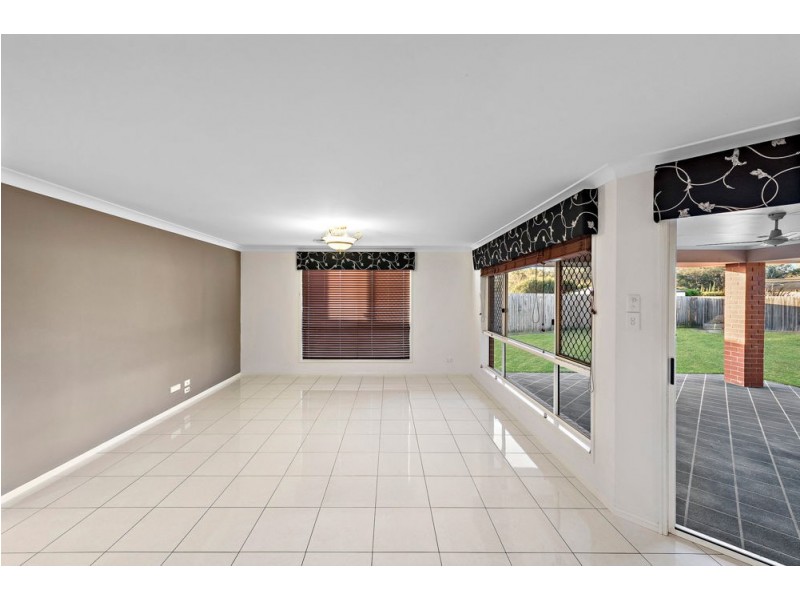 28 Trevean Drive, Kleinton QLD 4352