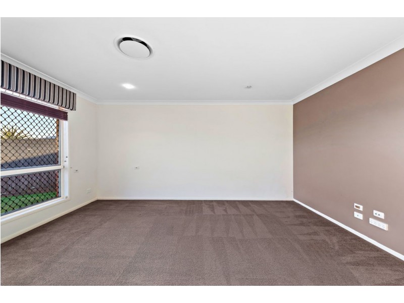 28 Trevean Drive, Kleinton QLD 4352