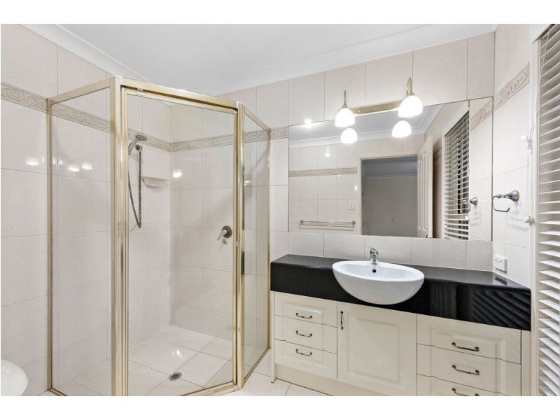 28 Trevean Drive, Kleinton QLD 4352