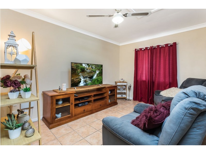 12 Lyrebird Way, Kallangur QLD 4503