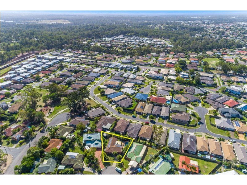 12 Lyrebird Way, Kallangur QLD 4503