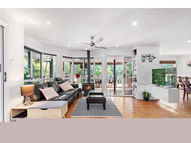 11 Goshawk Drive, Kallangur QLD 4503