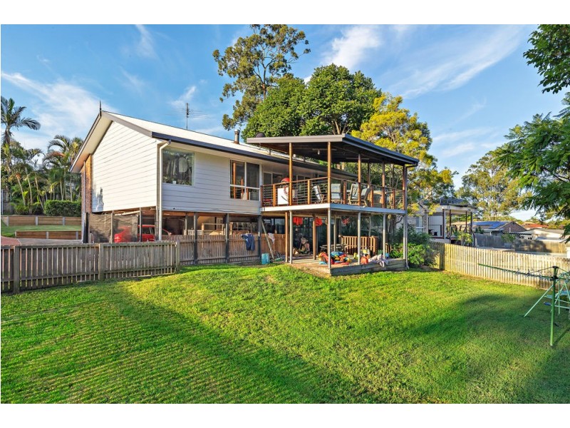 11 Goshawk Drive, Kallangur QLD 4503
