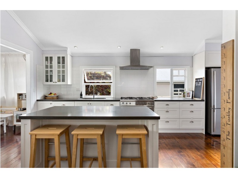 9 Jardine Street, Kedron QLD 4031