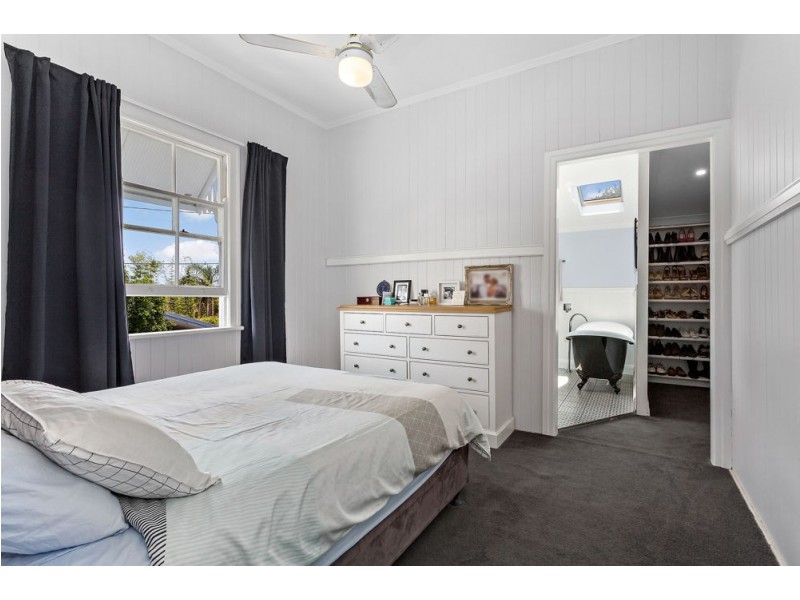 9 Jardine Street, Kedron QLD 4031