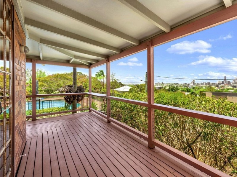 30 Flower Street, Windsor QLD 4030