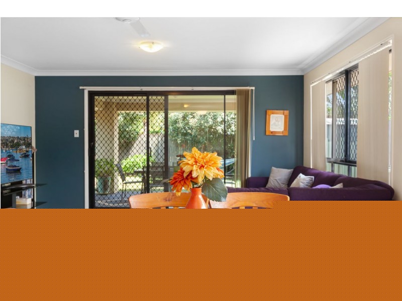 54 Gordon Crescent, Wakerley QLD 4154