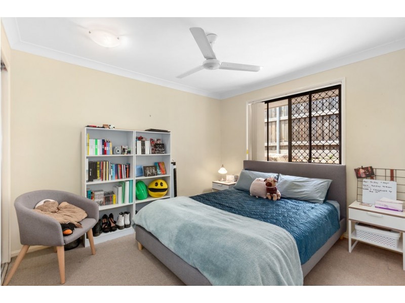 54 Gordon Crescent, Wakerley QLD 4154