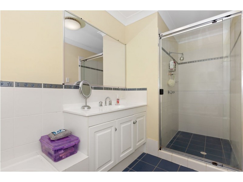 54 Gordon Crescent, Wakerley QLD 4154
