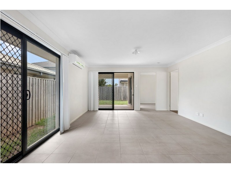 18 Champion Crescent, Griffin QLD 4503