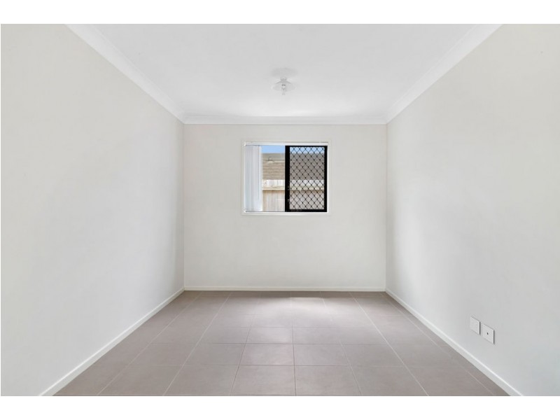 18 Champion Crescent, Griffin QLD 4503