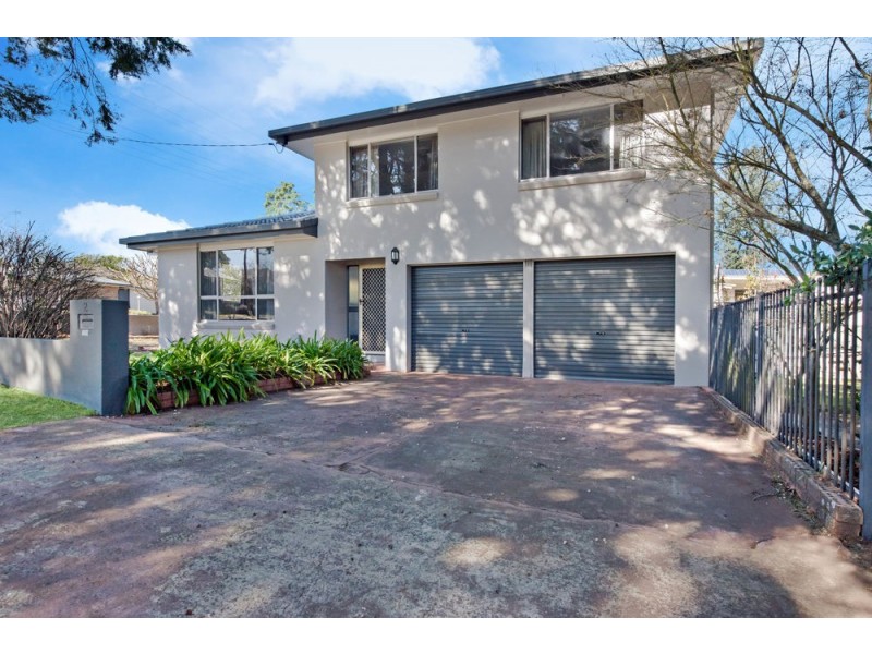 2 Anderson Street, East Toowoomba QLD 4350