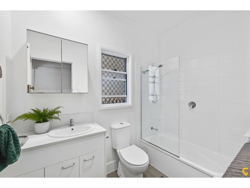 351 Rode Road, Wavell Heights QLD 4012