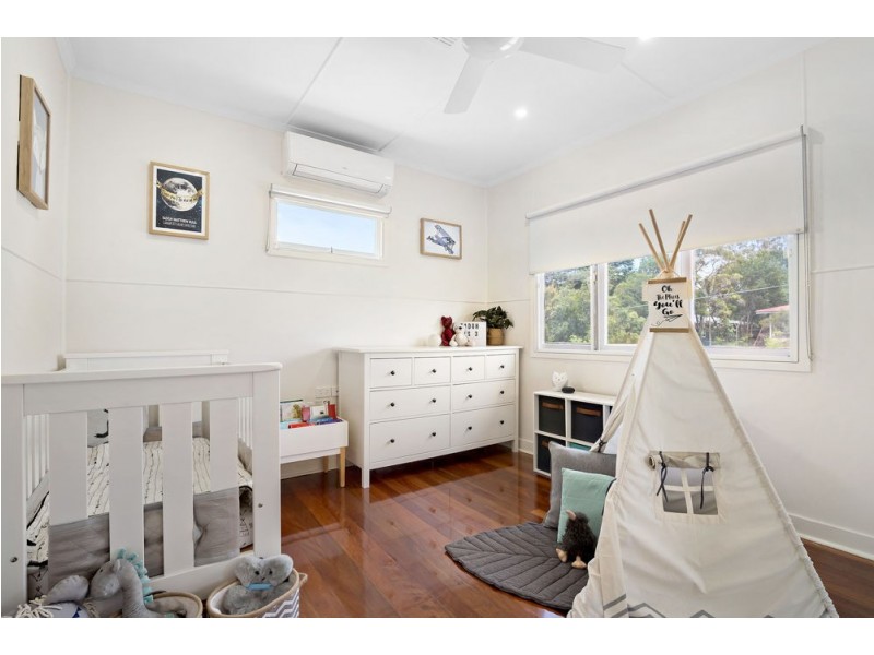 15 Ansford Street, Stafford Heights QLD 4053