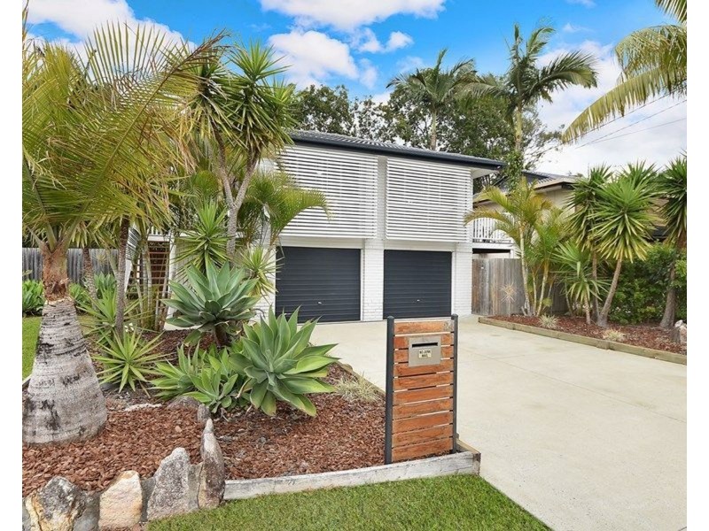 24 Folkstone Avenue, Albany Creek QLD 4035