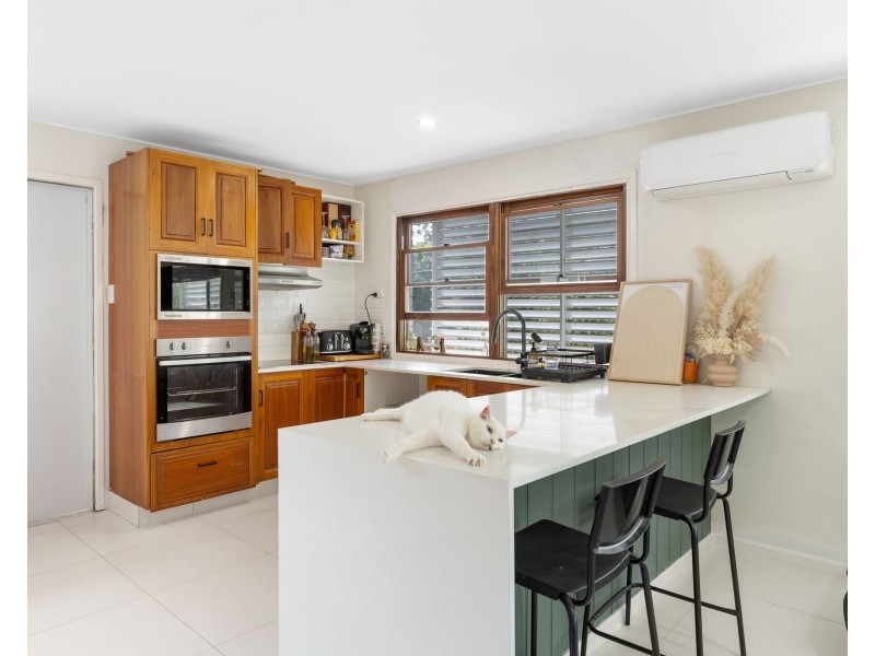 24 Folkstone Avenue, Albany Creek QLD 4035