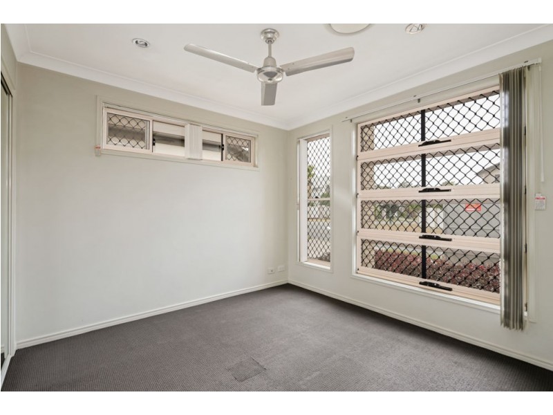 18 Bailey Street, Wakerley QLD 4154