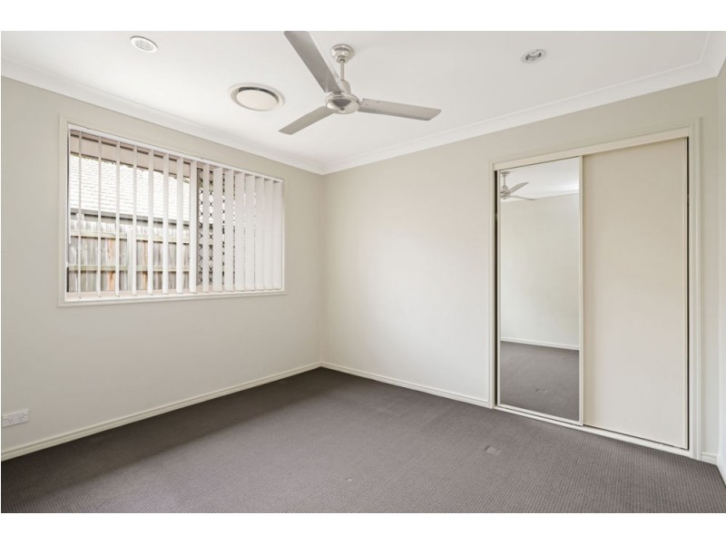 18 Bailey Street, Wakerley QLD 4154