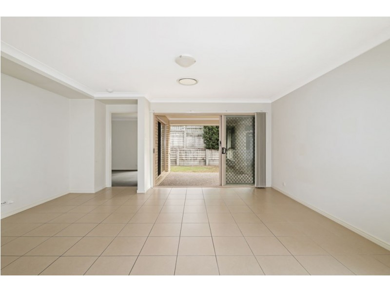 18 Bailey Street, Wakerley QLD 4154