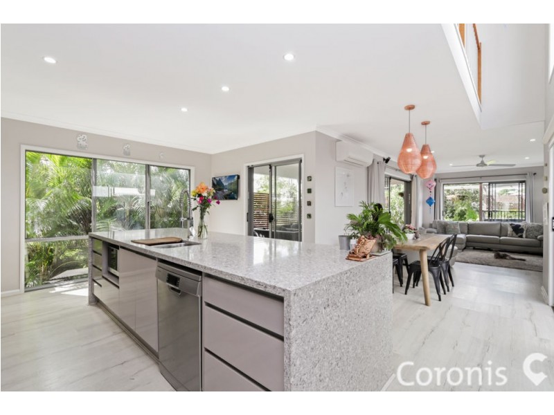 10 Araluen Street, Kedron QLD 4031