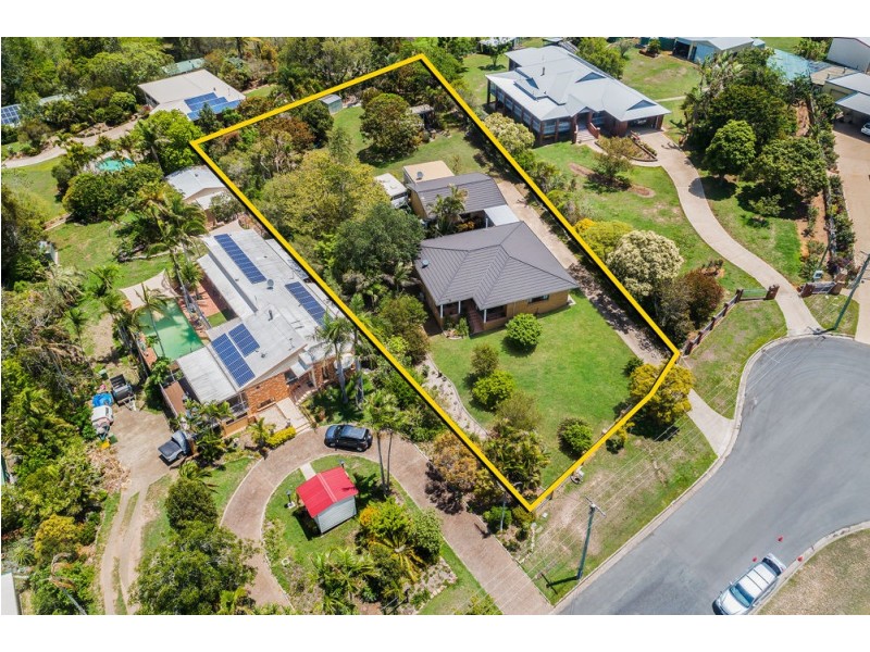 13 Luckona Court, Southside QLD 4570