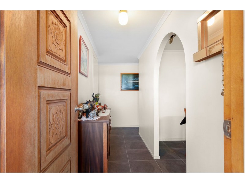 13 Luckona Court, Southside QLD 4570