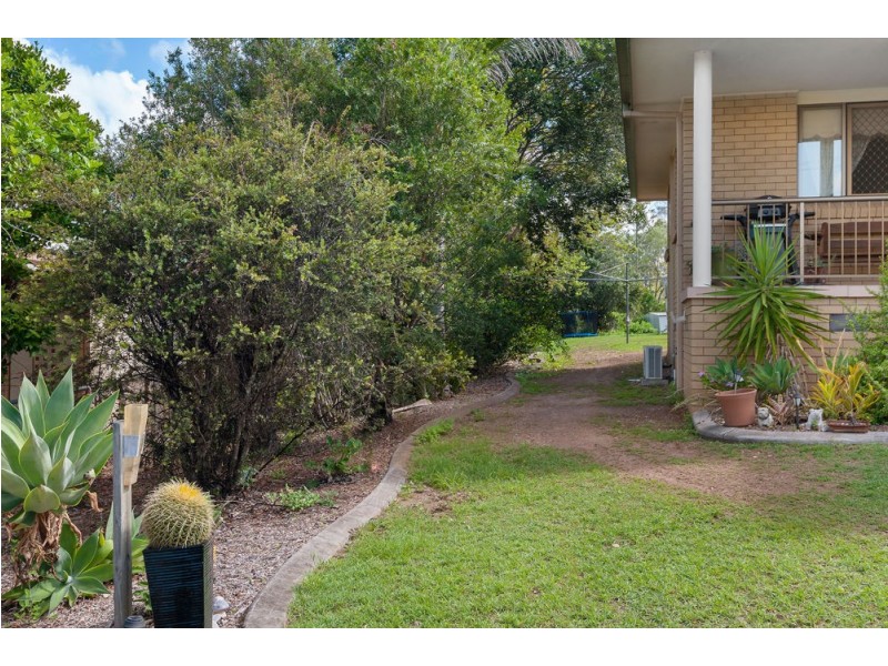 13 Luckona Court, Southside QLD 4570