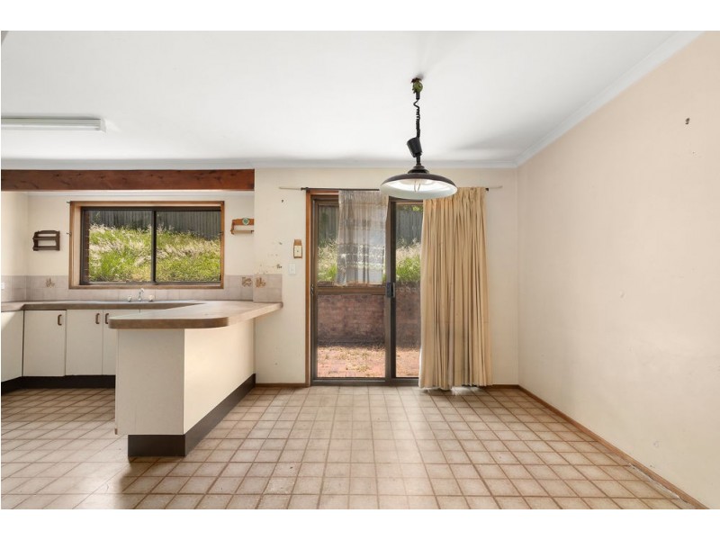 24 Constantia Drive, Petrie QLD 4502