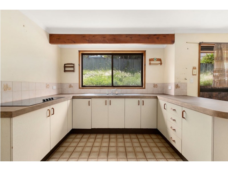 24 Constantia Drive, Petrie QLD 4502