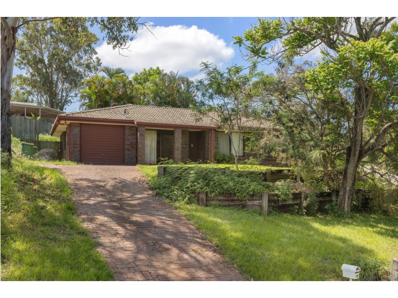 24 Constantia Drive, Petrie QLD 4502