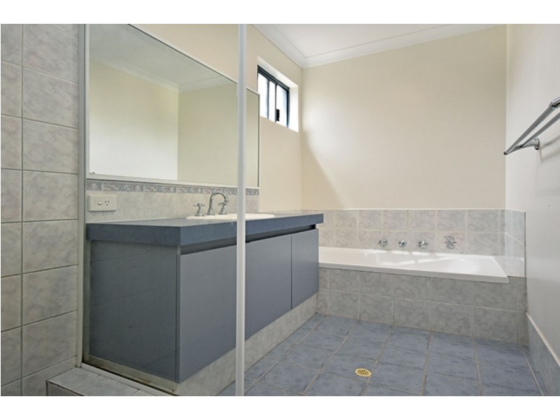 38 Thundelarra Avenue, Ellenbrook WA 6069