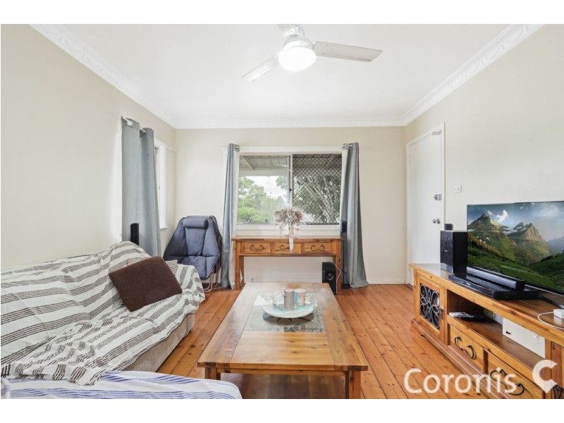 1 Winstanley Street, Carina Heights QLD 4152
