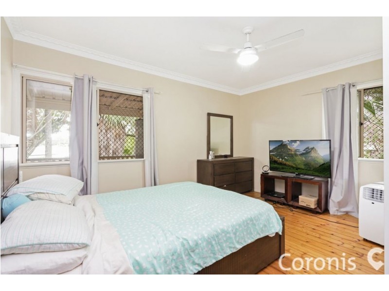 1 Winstanley Street, Carina Heights QLD 4152