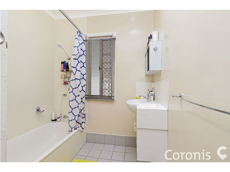 1 Winstanley Street, Carina Heights QLD 4152