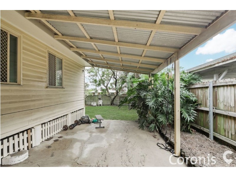 1 Winstanley Street, Carina Heights QLD 4152