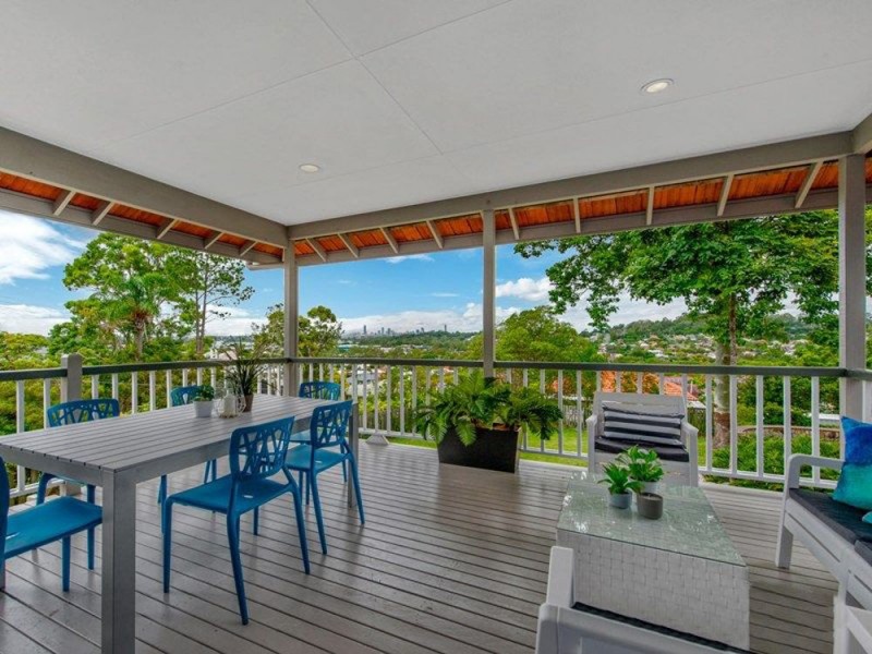 64 Redwood Street, Stafford Heights QLD 4053