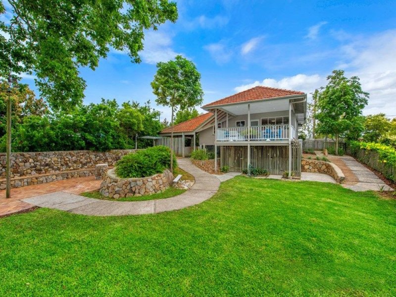 64 Redwood Street, Stafford Heights QLD 4053