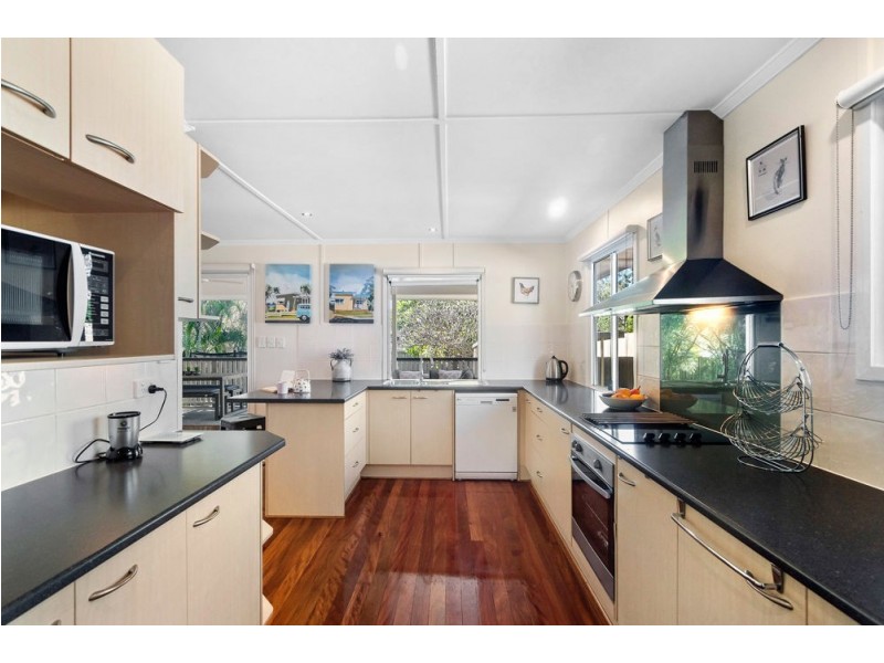 13 Chewton Street, Mitchelton QLD 4053