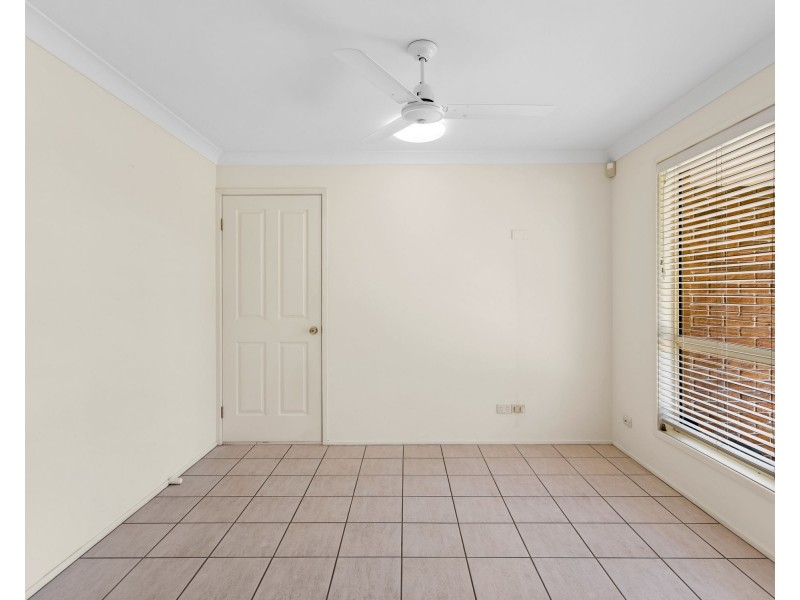 7 Kensington Place, Bridgeman Downs QLD 4035