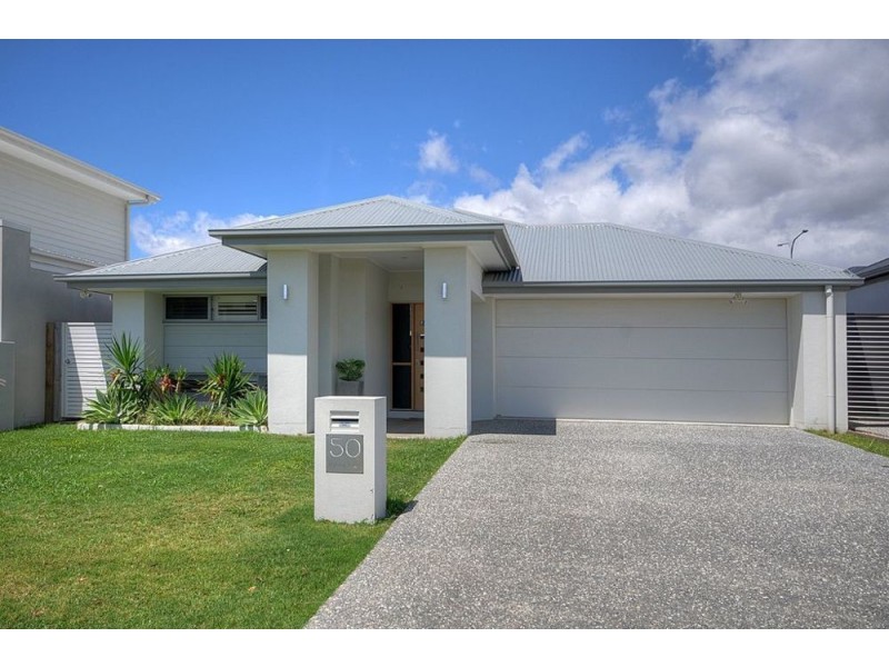 50 Azure Way, Hope Island QLD 4212
