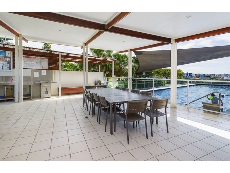 50 Azure Way, Hope Island QLD 4212