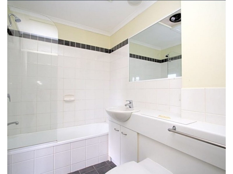 10/7-11 BOWEN STREET,, Windsor QLD 4030