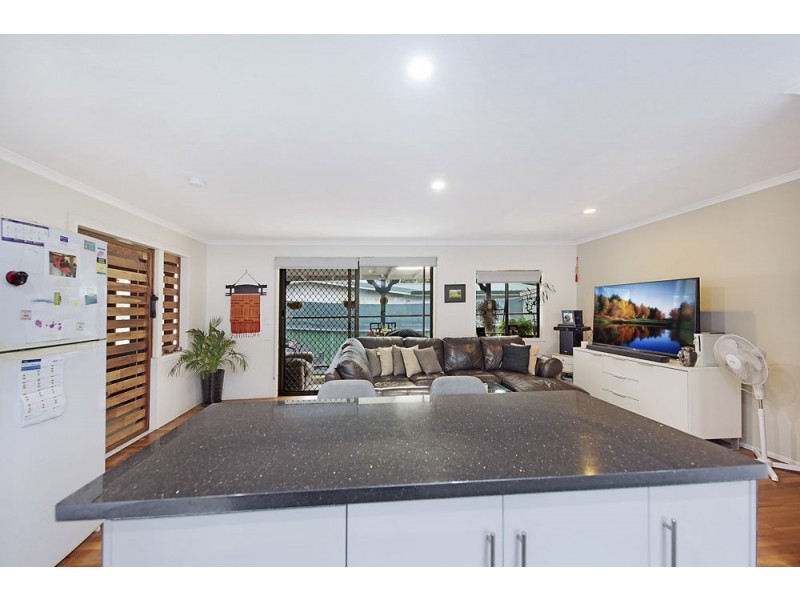 245 Wardoo Street, Southport QLD 4215