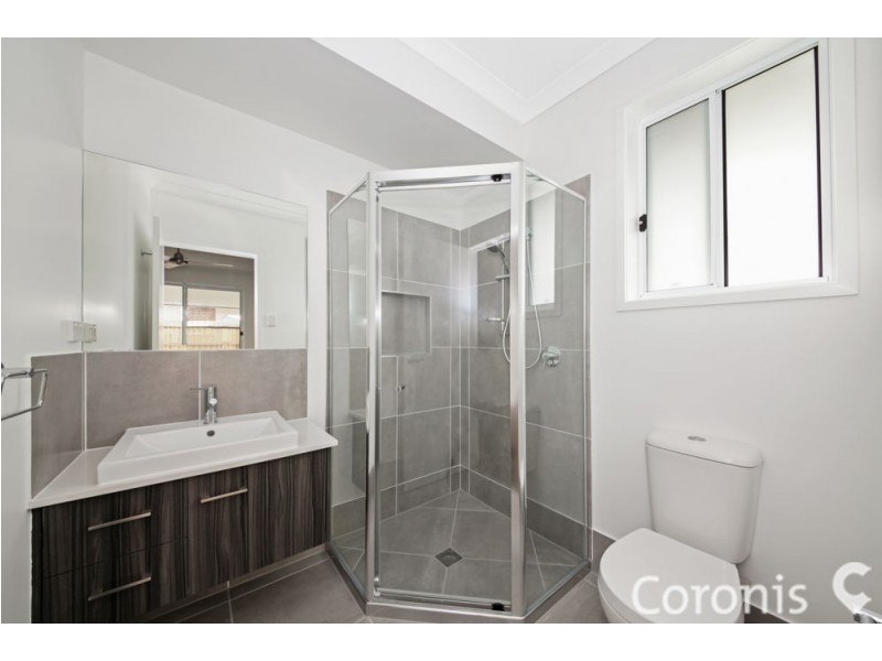 11 Victor Street, Coomera QLD 4209