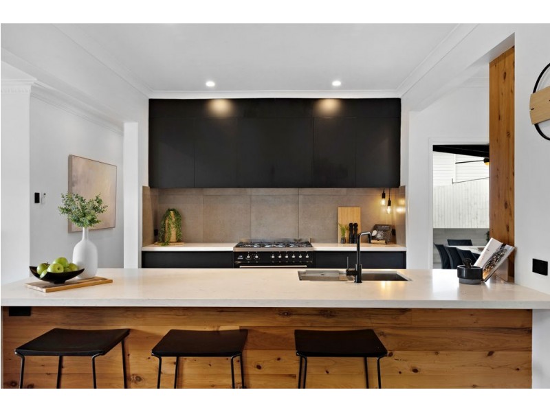 22 Koolewong Street, Stafford Heights QLD 4053