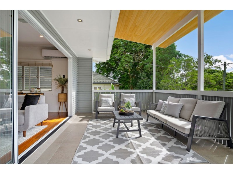 22 Koolewong Street, Stafford Heights QLD 4053