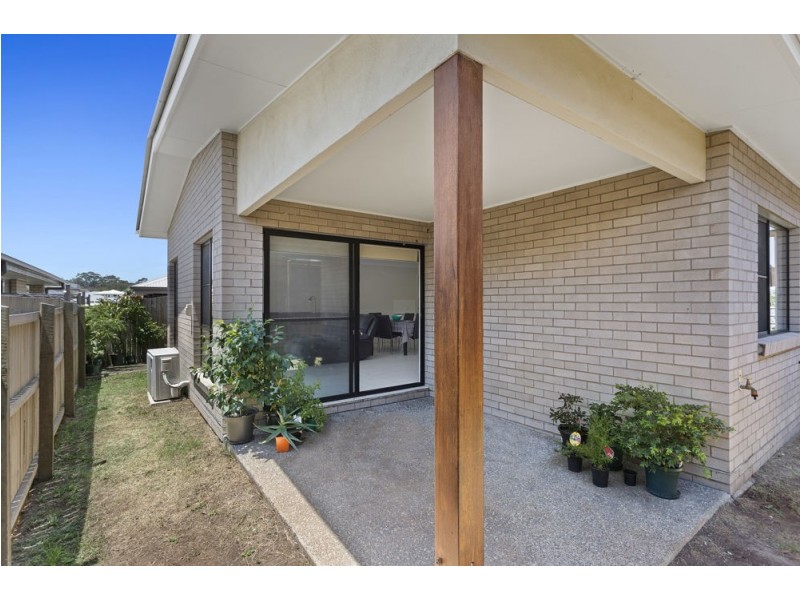 23 Parkview Drive, Glenvale QLD 4350